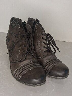 Grey Pattern Ankle Boots, Size 5.5